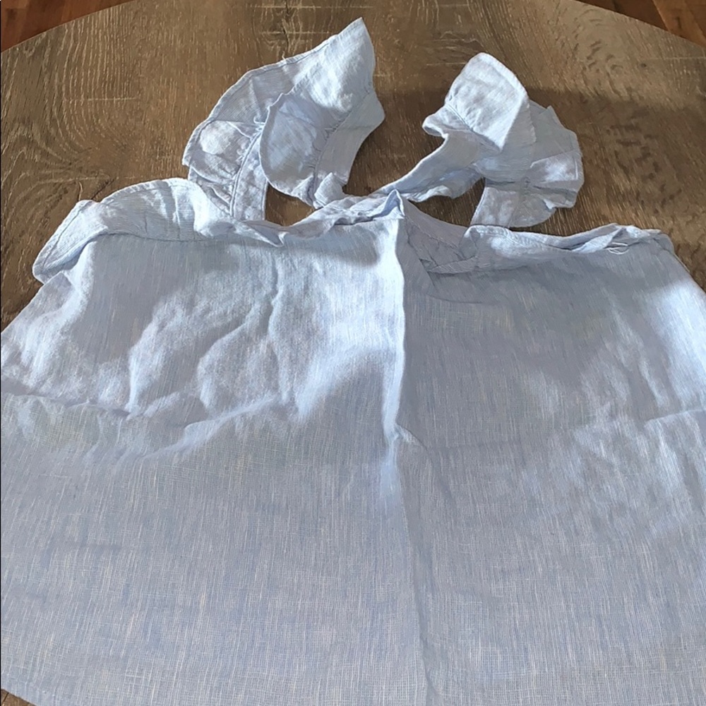 Sleeveless top
